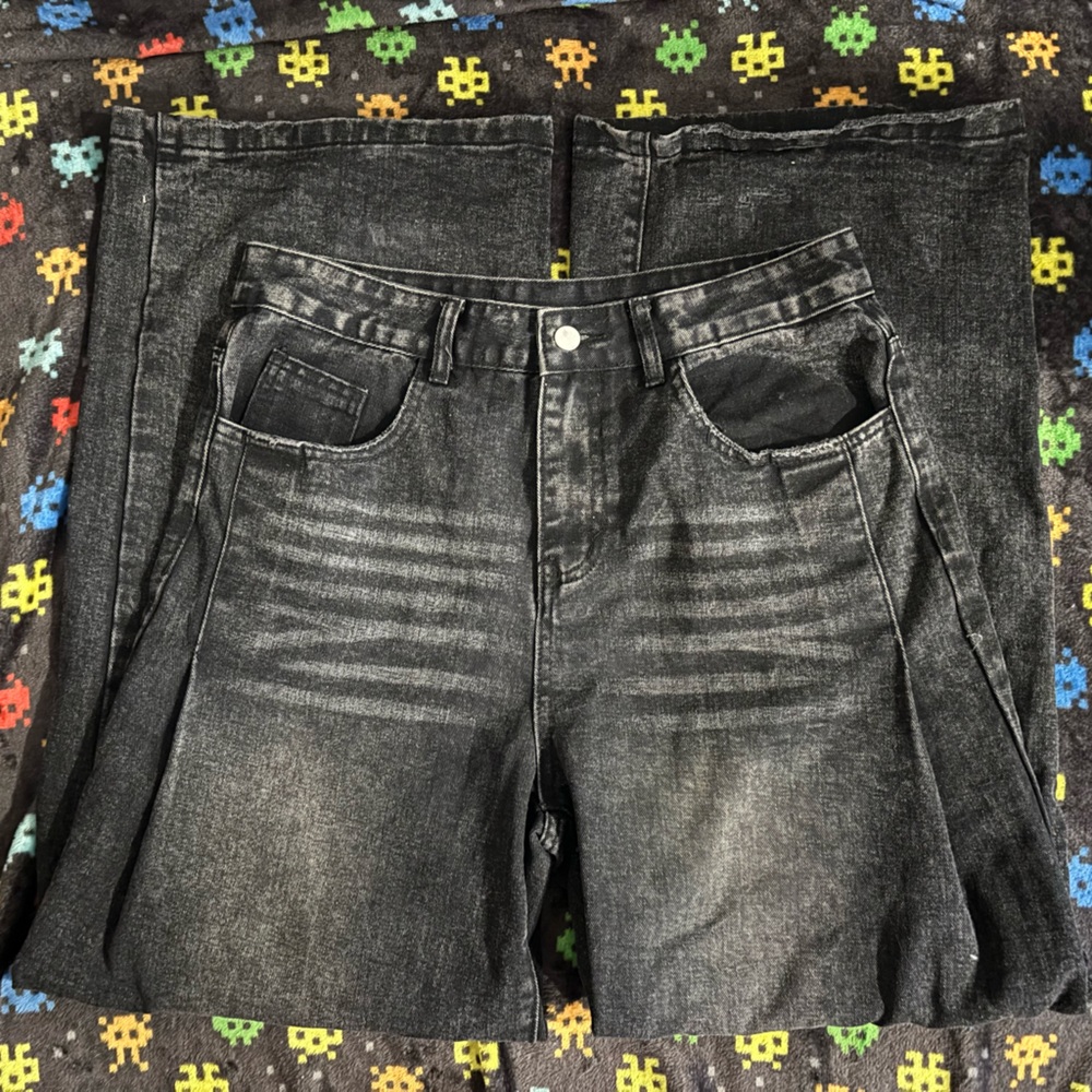 Dazy straight legged baggy jeans
